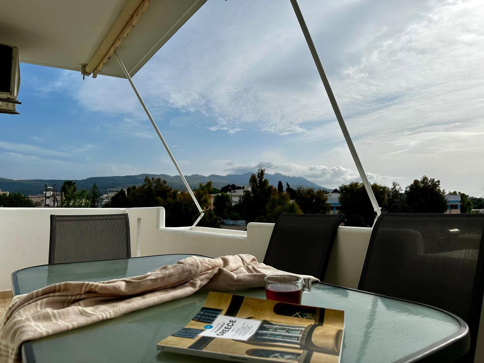 City Center, Cozy Apartment, With Amazing View, "2" Kos Town Luaran gambar