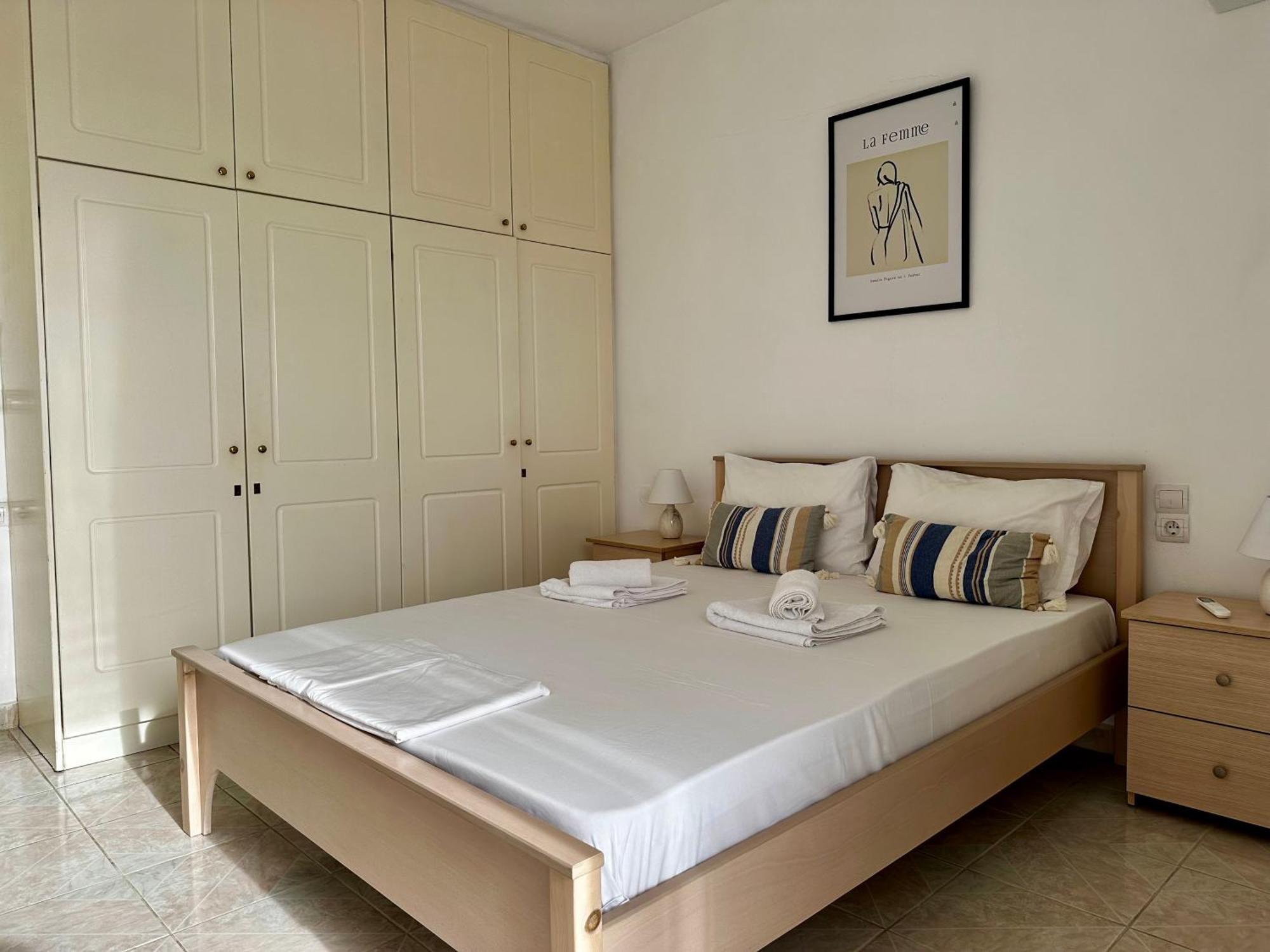 City Center, Cozy Apartment, With Amazing View, "2" Kos Town Luaran gambar